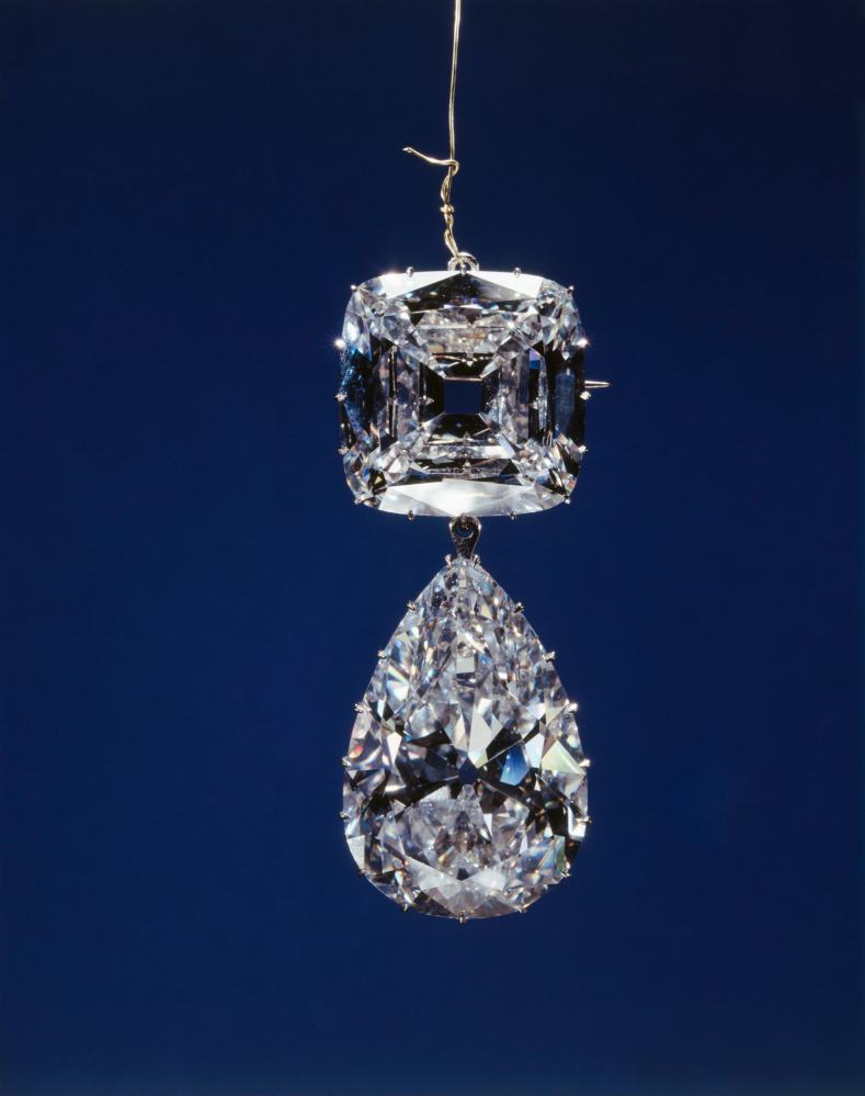 02_cullinan_brooch.jpg