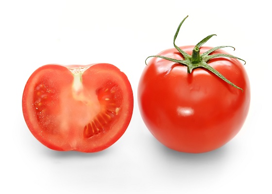 Bright red tomato and cross section02