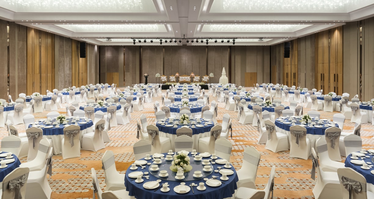 Melia Yangon Ballroom Chinese Wedding min 1