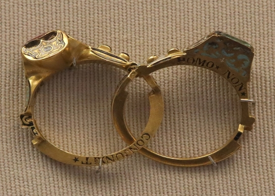 gimmel ring