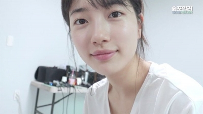 Suzy ရဲ့ မိတ်ကပ်မပါလည်း လှပနေတဲ့မျက်နှာ