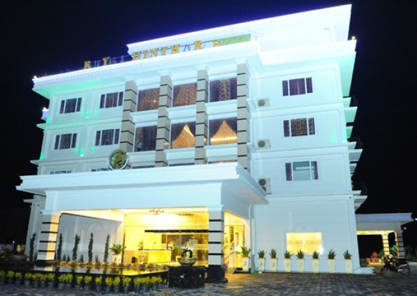 Royal Hinthar Hotel
