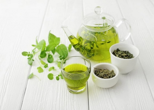 Green Tea သုံးခြင်းဖြင့်အသားအရေအတွက် ဘယ်လိုအကျိုးကျေးဇူးတွေရရှိနိုင်သလဲ